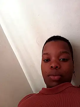 Snapshot of SexyLatoya05 chatting on 5, 12, 2025 SexyLatoya05 online show from 5, 12, 2025