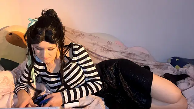 AnnamariaVieu online show from 20, 10, 2025