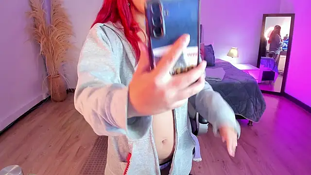 Snapshot of Cat__Moon__ chatting on 8, 4, 2026 Cat Moon online show from 8, 4, 2026