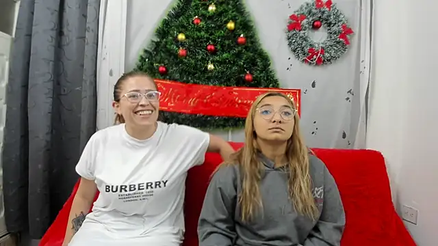 Snapshot of lesb_milf chatting on 3, 1, 2025 lesb milf online show from 3, 1, 2025