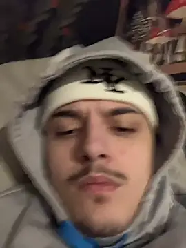 Snapshot of CarmeloA chatting on 6, 4, 2026 CarmeloA online show from 6, 4, 2026