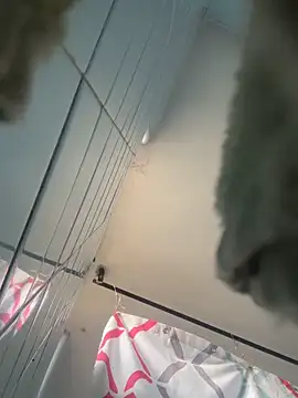 Zoe fire online show from 8, 11, 2025