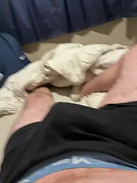 Snapshot of creamydeluxe chatting on 15, 3, 2026 creamydeluxe online show from 15, 3, 2026