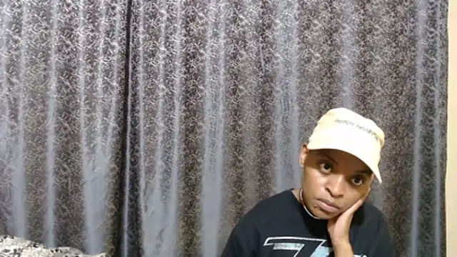 fifiqueen25 online show from 10, 1, 2026