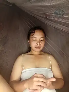 Snapshot of Nguyet2k4 chatting on 20, 10, 2025 Nguyet2k4 online show from 20, 10, 2025