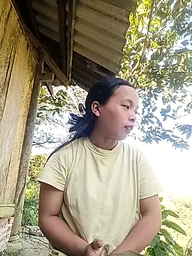 Snapshot of Nguyet2k4 chatting on 26, 11, 2025 Nguyet2k4 online show from 26, 11, 2025