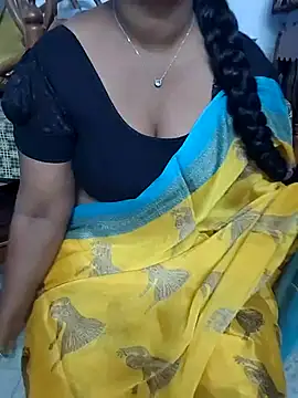 Snapshot of Nikitha_telugu chatting on 27, 10, 2025 Nikitha telugu online show from 27, 10, 2025