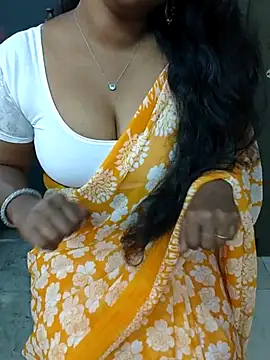 Snapshot of Nikitha_telugu chatting on 23, 11, 2025 Nikitha telugu online show from 23, 11, 2025