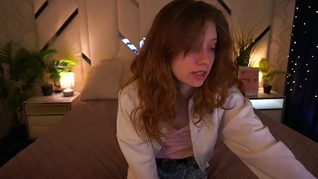 CuteeFoxy online show from 9, 2, 2026