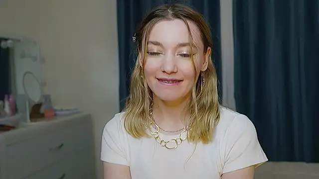 StarryMary online show from 24, 11, 2025