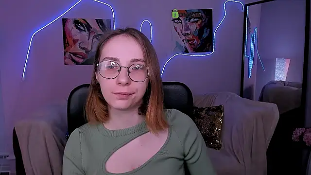 Snapshot of evalora_vei chatting on 3, 2, 2026 evalora vei online show from 3, 2, 2026