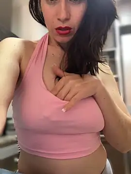 AlanaRius18 online show from 2, 4, 2026