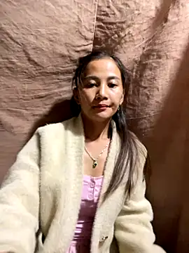 Snapshot of Miss-World00 chatting on 1, 11, 2025 Miss-World00 online show from 1, 11, 2025