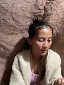 Snapshot of Miss-World00 chatting on 6, 11, 2025 Miss-World00 online show from 6, 11, 2025