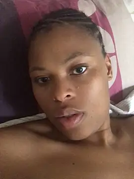 Snapshot of Bubbles156 chatting on 24, 2, 2026 Bubbles156 online show from 24, 2, 2026