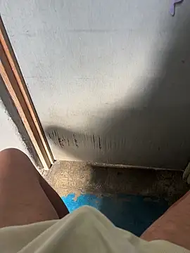 Snapshot of Frankiboy12 chatting on 9, 11, 2025 Frankiboy12 online show from 9, 11, 2025