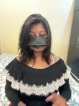 Snapshot of payal_mittal chatting on 14, 4, 2026 payal mittal online show from 14, 4, 2026