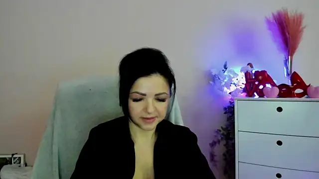 Mollybloom40 online show from 30, 3, 2026