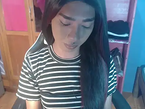 Snapshot of Yourasianbabyemma chatting on 16, 5, 2026 Yourasianbabyemma online show from 16, 5, 2026
