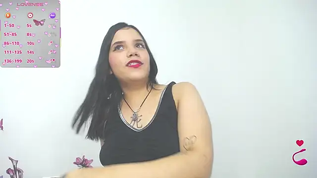 issa bella18 online show from 18, 11, 2025