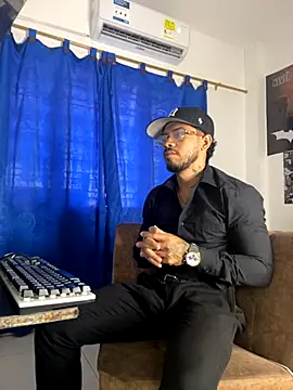 Kylian Alessandro online show from 27, 10, 2025