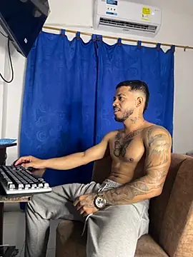 Kylian Alessandro online show from 9, 11, 2025