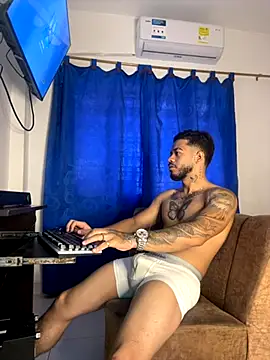 Kylian Alessandro online show from 30, 11, 2025