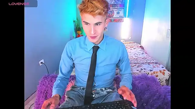 Snapshot of Latin_boysxxxx chatting on 12, 3, 2026 Latin boysxxxx online show from 12, 3, 2026