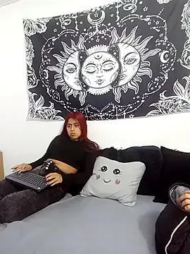 abby n emily online show from 26, 11, 2025