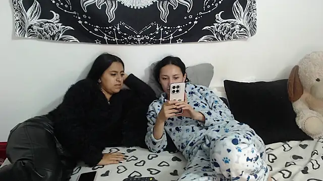 abby n emily online show from 19, 5, 2026