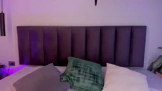 AilanaCortes online show from 12, 4, 2026