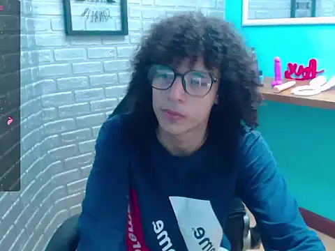 Mike Miiller  online show from 17, 12, 2025