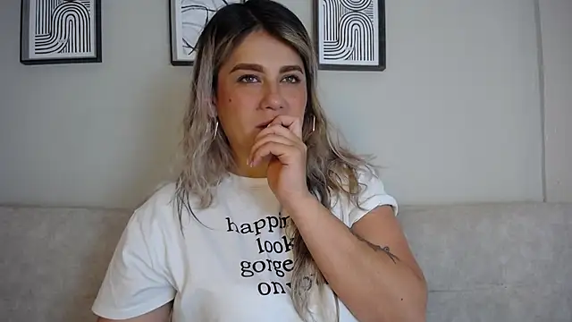 Sweet Bella Valery online show from 27, 11, 2025