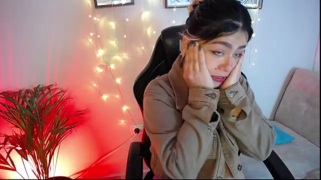 Snapshot of Sweet_Bella_Valery chatting on 20, 3, 2026 Sweet Bella Valery online show from 20, 3, 2026