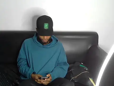 AXionX online show from 4, 12, 2025