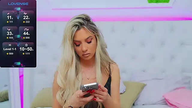 Snapshot of AriannaSins chatting on 29, 12, 2024 AriannaSins online show from 29, 12, 2024