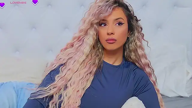 Snapshot of AriannaSins chatting on 13, 3, 2025 AriannaSins online show from 13, 3, 2025