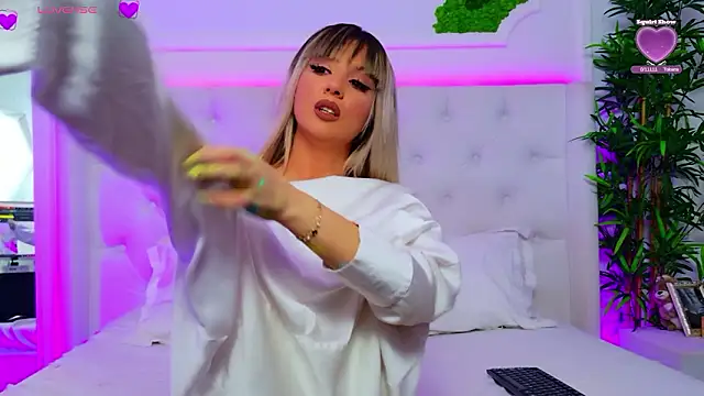 Snapshot of AriannaSins chatting on 5, 2, 2026 AriannaSins online show from 5, 2, 2026