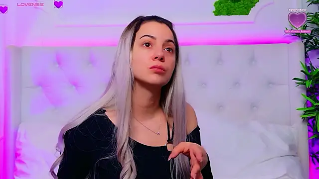 Snapshot of AriannaSins chatting on 11, 2, 2026 AriannaSins online show from 11, 2, 2026