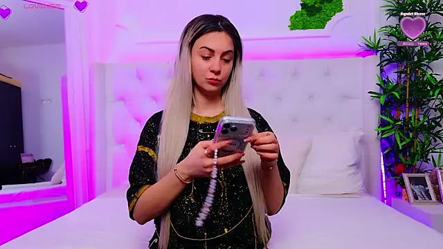 Snapshot of AriannaSins chatting on 23, 2, 2026 AriannaSins online show from 23, 2, 2026