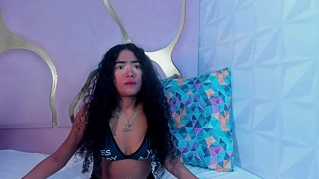 camilaqueenh online show from 21, 10, 2025