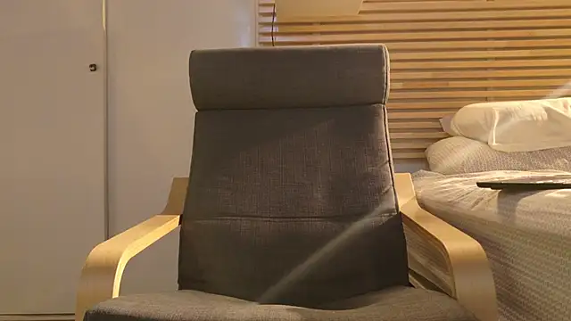 Snapshot of KevinWolf777 chatting on 10, 4, 2026 KevinWolf777 online show from 10, 4, 2026