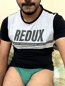 Handsome8677 online show from 5, 11, 2025