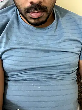 Handsome8677 online show from 6, 1, 2026