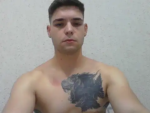 Snapshot of Zure-xxx chatting on 5, 3, 2026 Zure-xxx online show from 5, 3, 2026