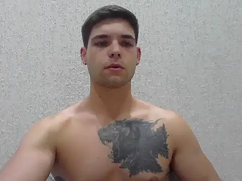 Snapshot of Zure-xxx chatting on 5, 4, 2026 Zure-xxx online show from 5, 4, 2026