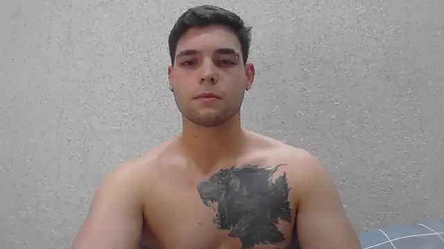 Snapshot of Zure-xxx chatting on 26, 5, 2026 Zure-xxx online show from 26, 5, 2026