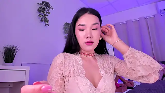 Snapshot of Divine_Madeleine chatting on 7, 6, 2026 Divine Madeleine online show from 7, 6, 2026