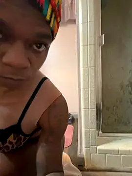 Snapshot of sissy_diorcd chatting on 3, 12, 2025 sissy diorcd online show from 3, 12, 2025