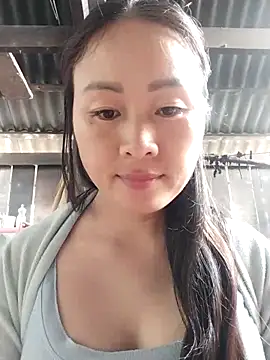 Snapshot of Spring-mky chatting on 5, 11, 2025 Spring-mky online show from 5, 11, 2025